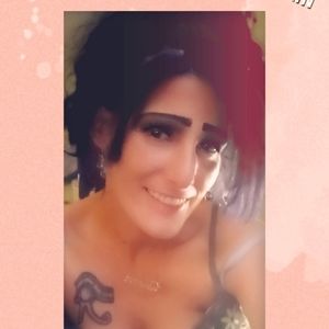 Meet your Posher, Carissa